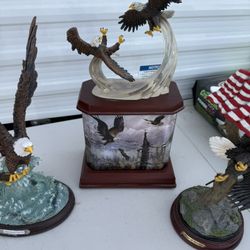 Assortment of eagle statues