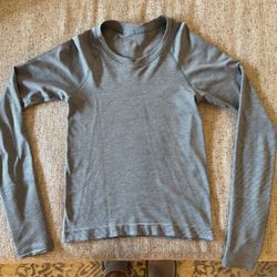 Lululemon Swiftly Tech Long Sleeve Bundle – Size 4 – 3 Tops