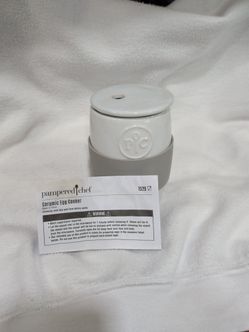 Pampered Chef Ceramic Egg Cooker