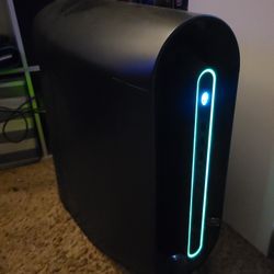 Gaming PC RTX 2060 Alienware Aurora R10 Ryzen Edition