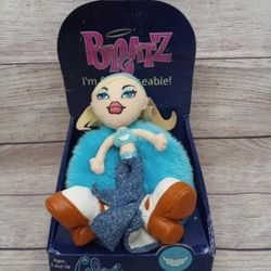 Vintage RARE bean bag bratz doll Cloe collectible 