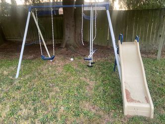 FREE swing set