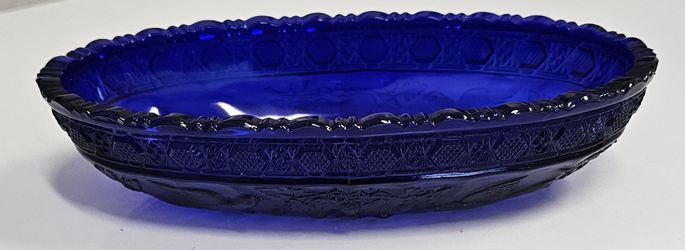 Vintage Indiana Glass Tiara Cobalt Blue Birds & Strawberries Oval Bowl