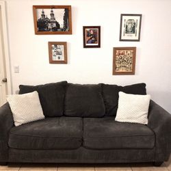 GRAY COUCH
