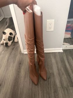 Beige boots size 8