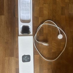 Brand New Apple Watch SE 
