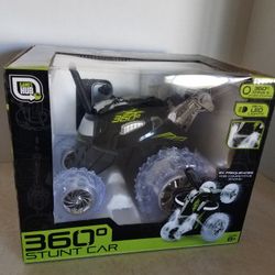 NIB 360 °Stunt Car Wireless Control Action 