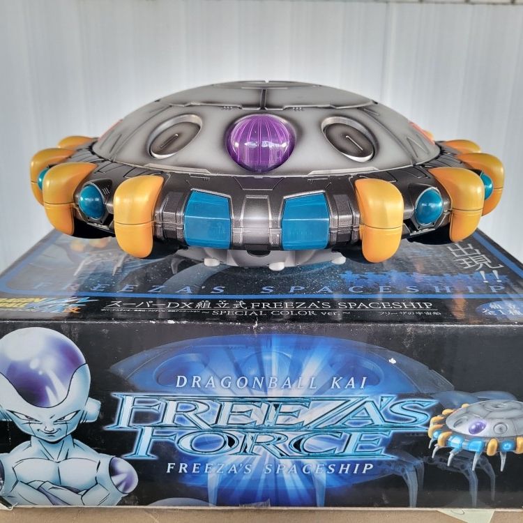 スーパーDX組立式FREEZAS SPACESHIP フリーザの宇宙船