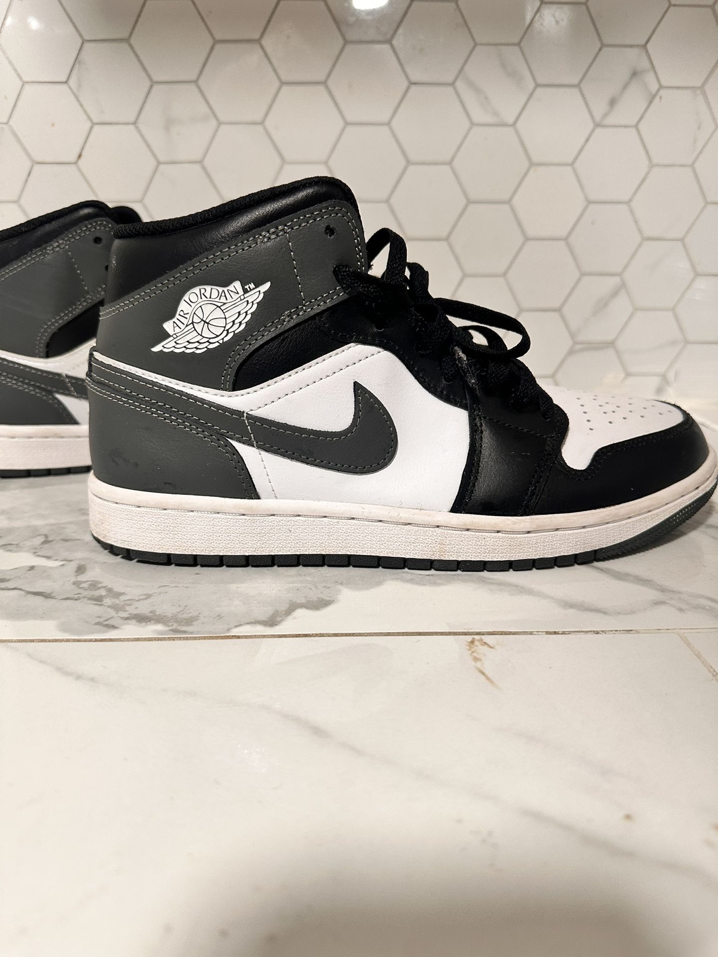 (value 135)Air Jordan 1 Mid “Black White Iron Grey” - Size 8.5 (Men’s)