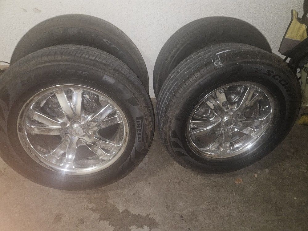 18" Chrome Wheels