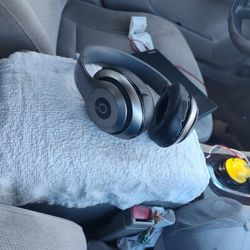 Dre Beats Studios