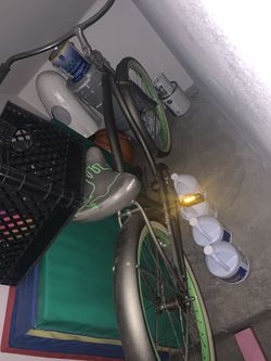 Adult beach cruiser bike bicycle