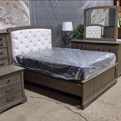 5 Pc Queen Bedroom Set Wood And Fabric (New)