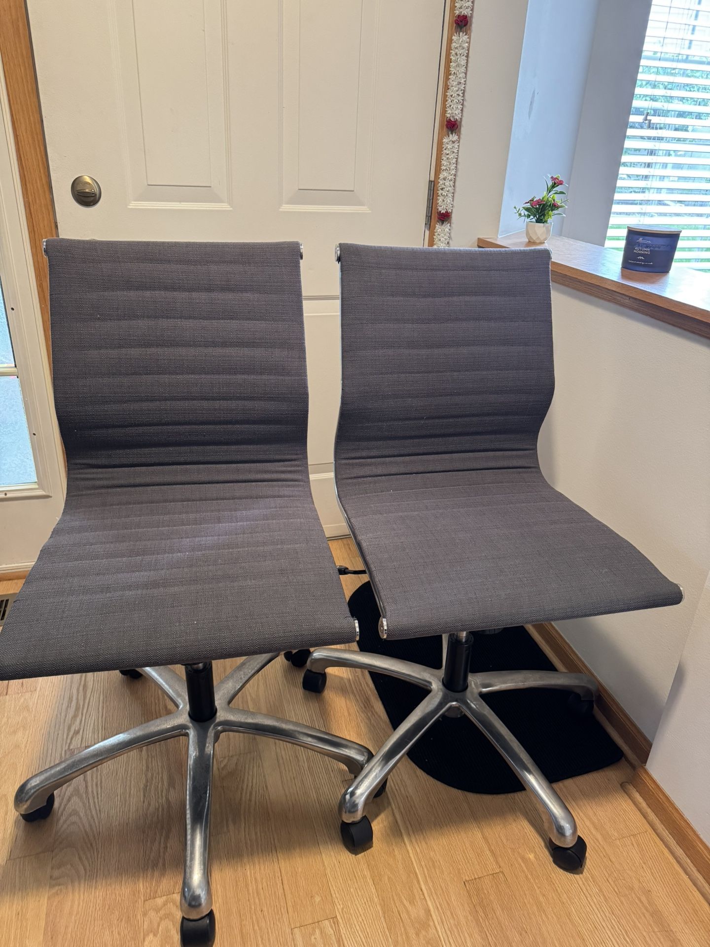 Office Chairs - Very Neat Condition