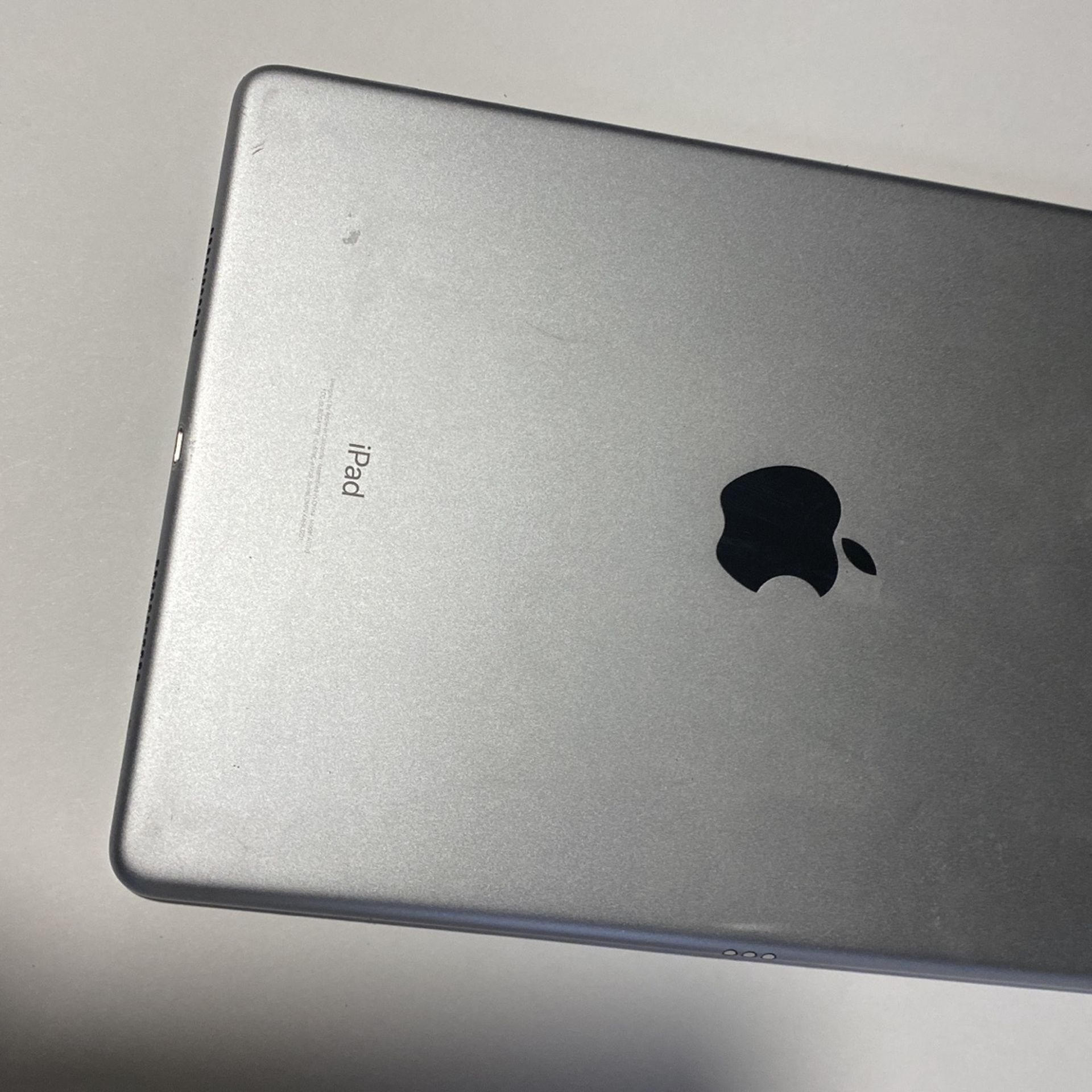 10.5 iPad Pro For Parts