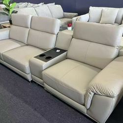 Real Leather sofa，$1500