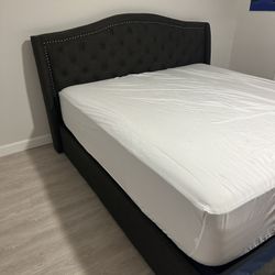 Queen, mattress, and bed headboard, side rails Dark Grey 