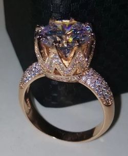 Wedding ring/engagement ring