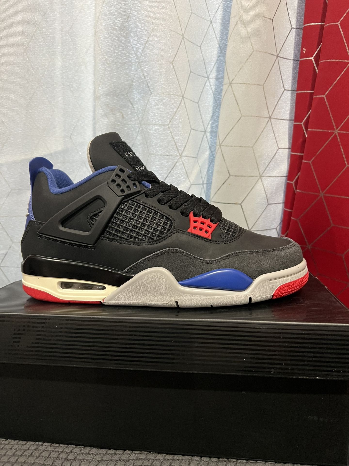 Jordan Men Size 10, 11, 12, 13