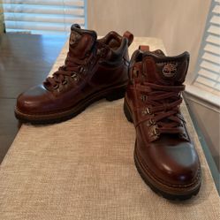 Vintage *New* Timberland Brown Leather Boots