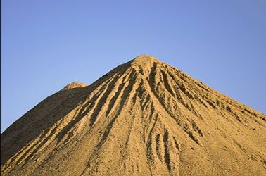 4 wheelbarrows of sand
