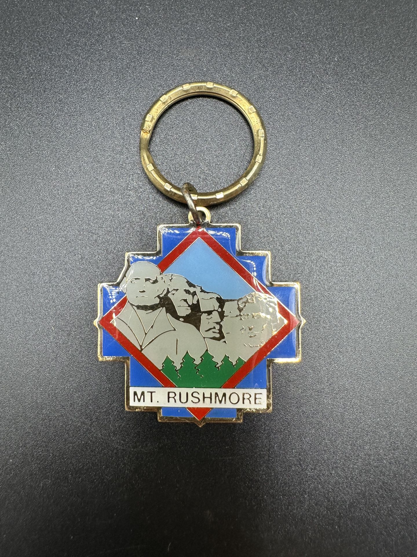 Vintage Mount Rushmore National Memorial Keychain 