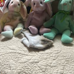 The original hippity bunnies sold as a lot