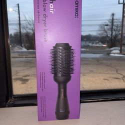 Amika Hair Blow Dryer Brush – Brand New in Box