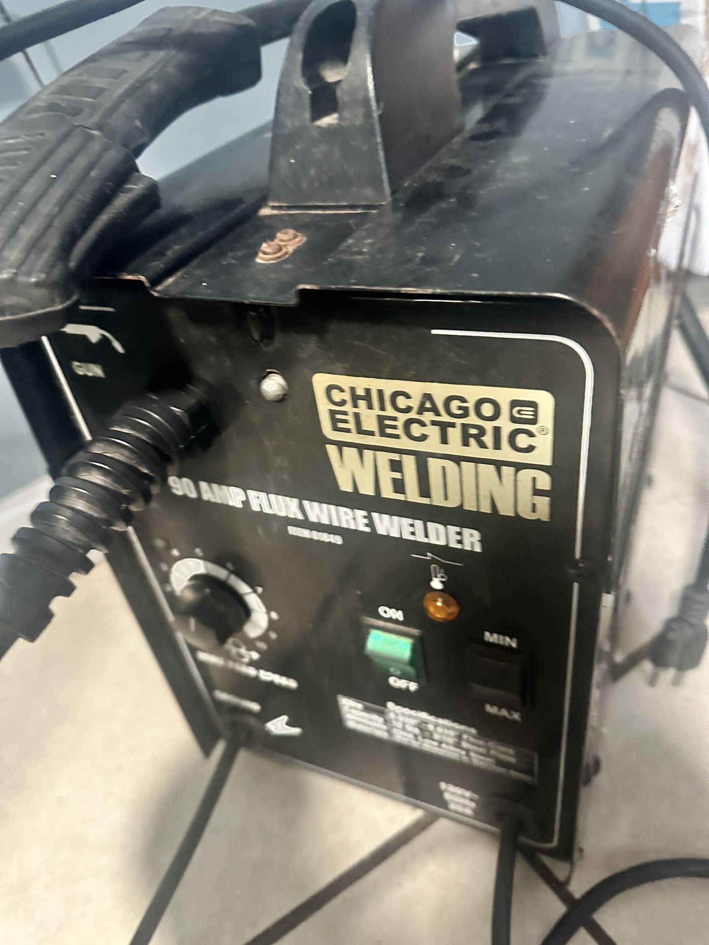 Welding Chicago Electric 