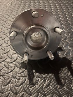2011 Kia Sorento Wheel Hub Assembly