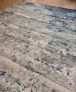 Light Grey Blue 8 x 10 Area Rug