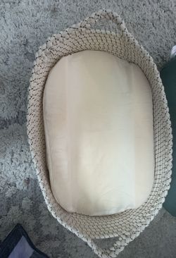 Woven Oval Baby Bassinet with Cream Insert — Travel & Nursery Storage
