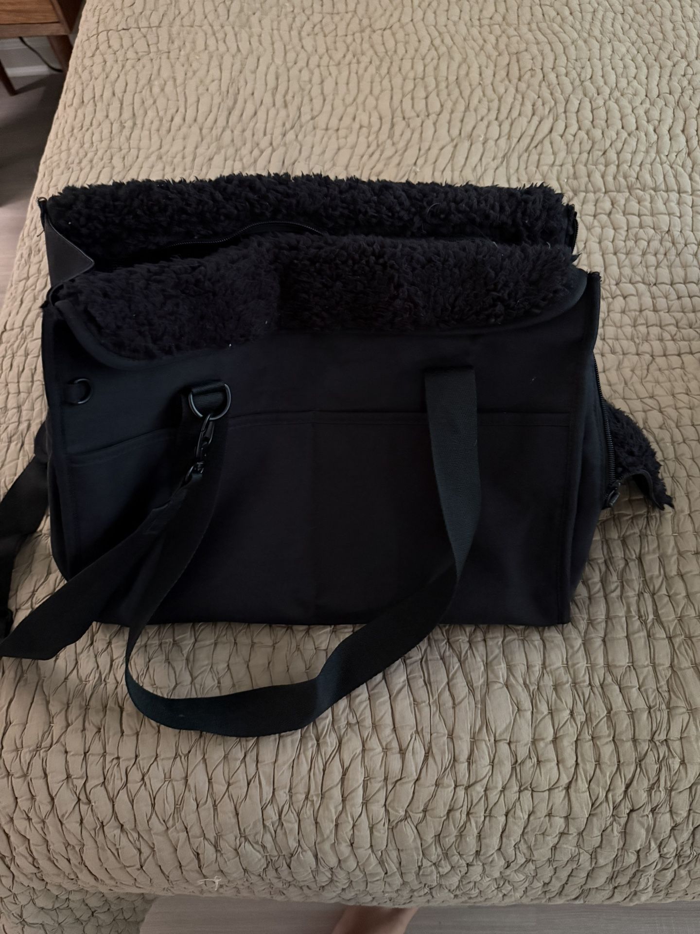 Beis Dog Carrier
