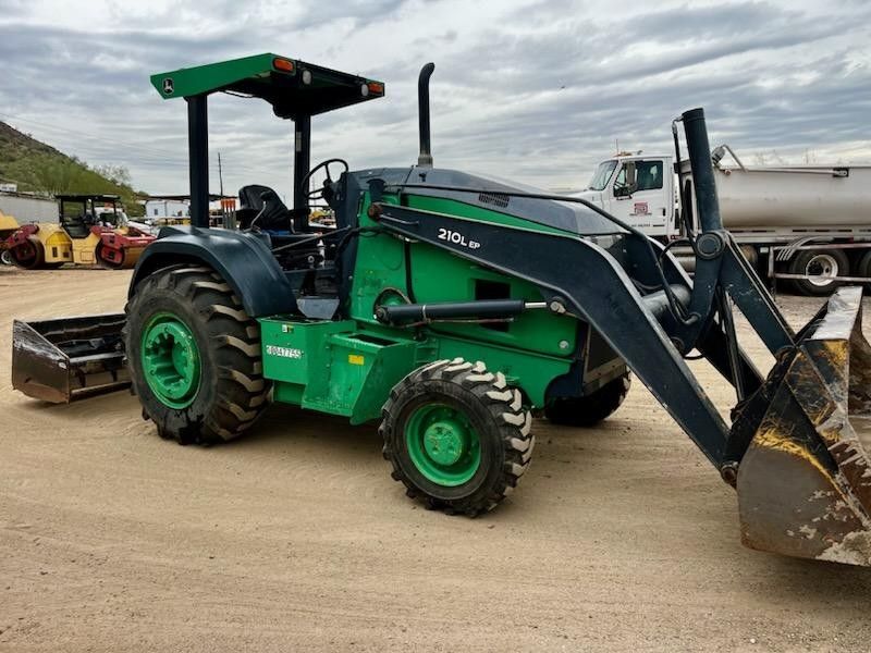 2017 john deere 210 lep 4x4 gannon tractor