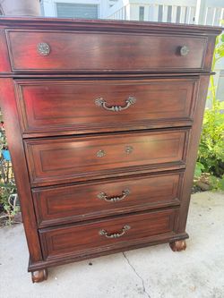 Dresser, cajonera