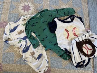 Baby boy  onesies 3 months, 3 size newborn