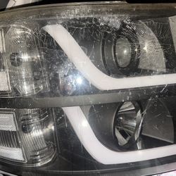 09 Silverado Headlights (read Description,leer Descripción )