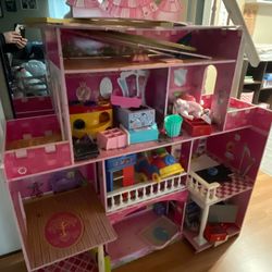 Huge  Barbie House 