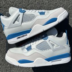 Jordan 4 Retro Military Blue (2024)