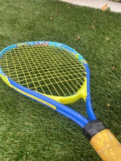 Kids tennis racket