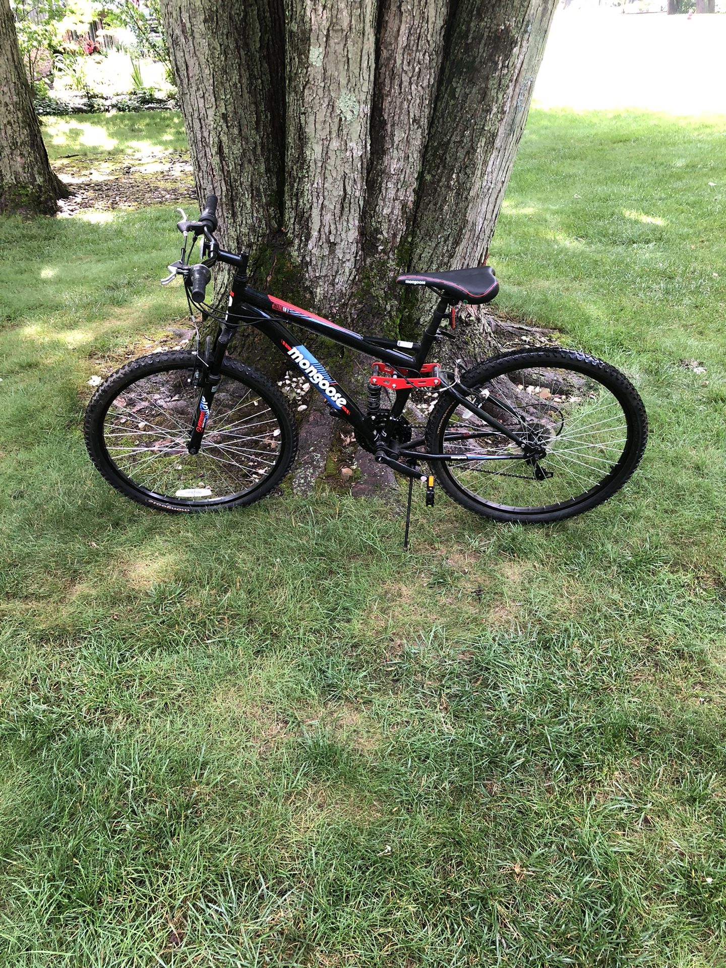 26” Mongoose Mountain Bike (barley Used)