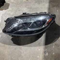 2017 Mercedes S550 Left Headlight