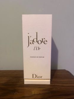 DIOR J’adore l’or 2023