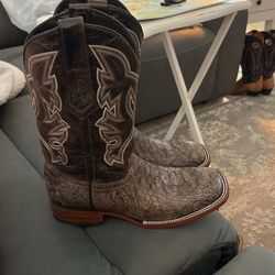 Raffeaga Boots Print Beautiful