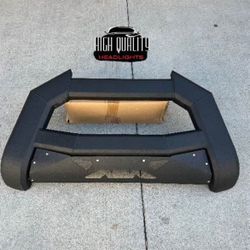 Dodge Ram 2011. 2018 front bumper Bllu  Bar.