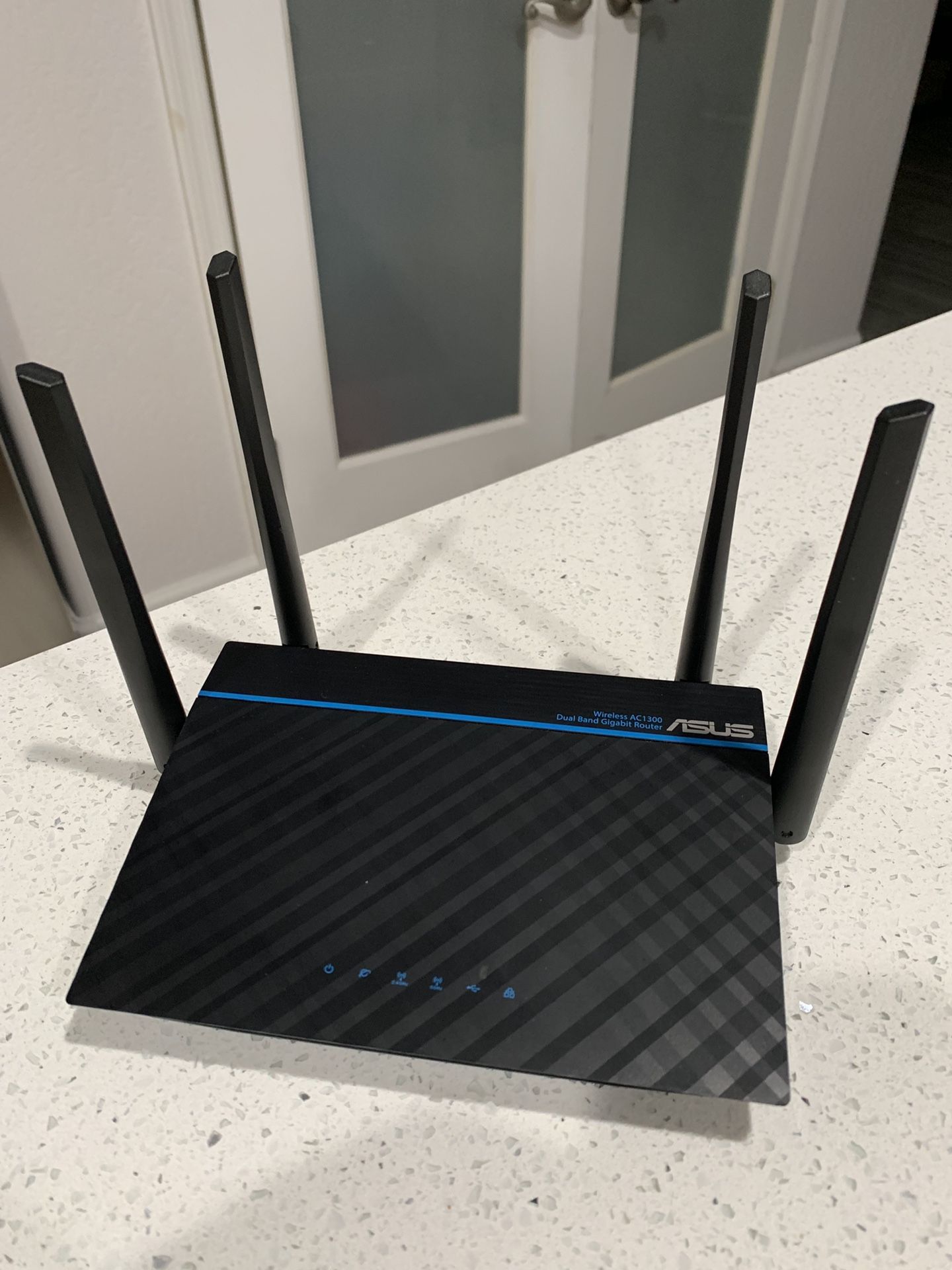 Asus AC1300 Gigabit Router