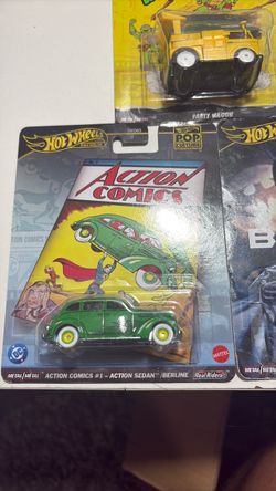 Hot Wheels Premium Action Comics #1 Action Sedan