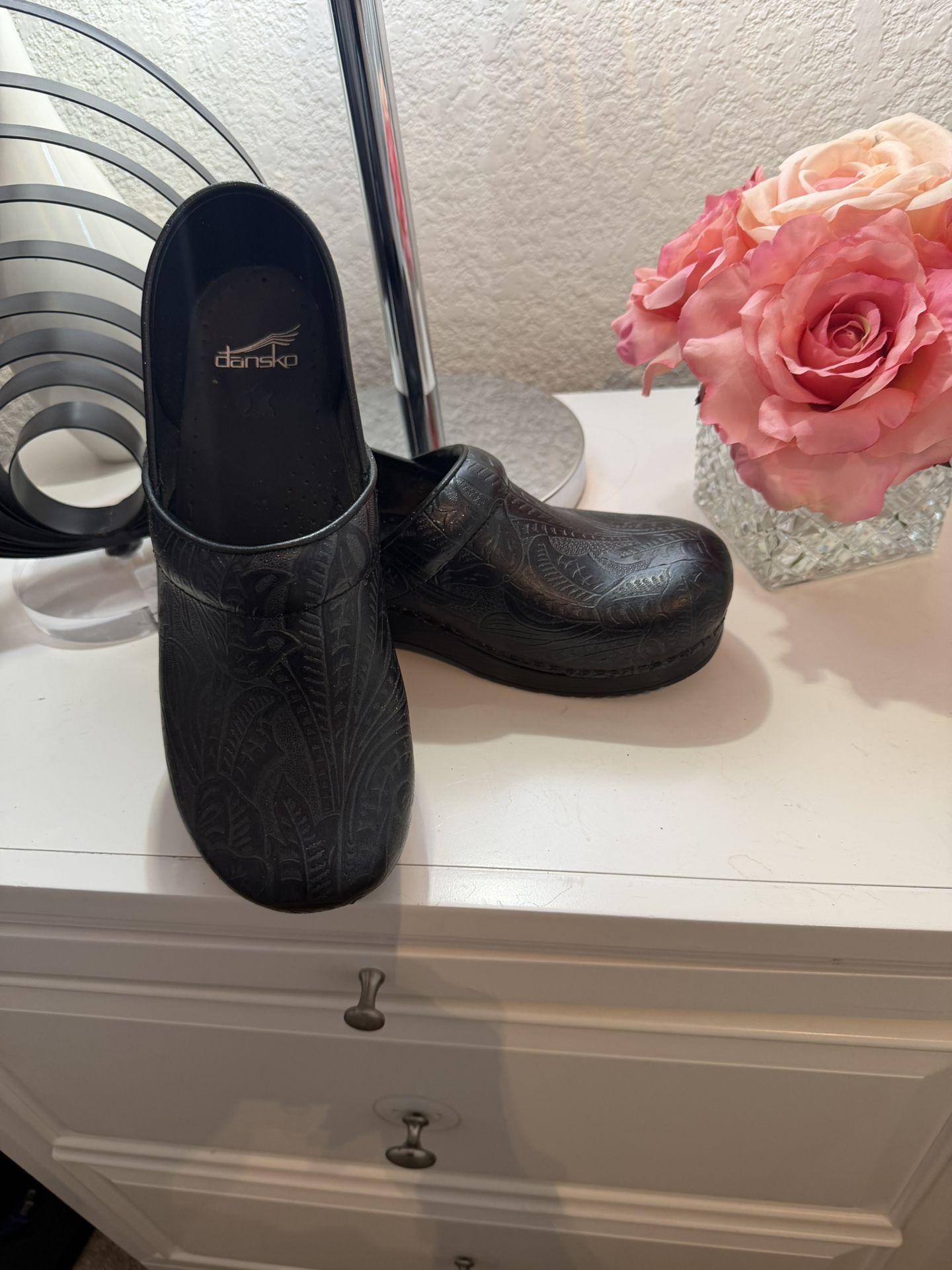 Dansko Professional Woman’s Clogs