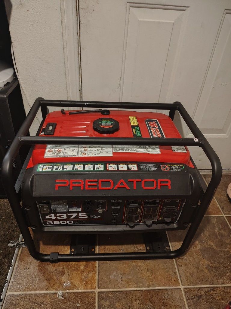 PREDATOR 4375 Watt Gas-Powered Portable Generator with CO SECURE Technology, EPA