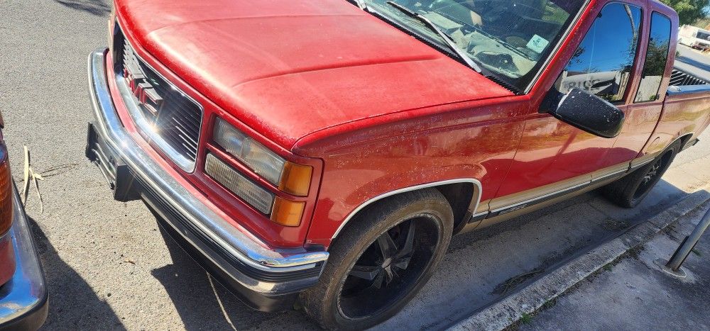 1(contact info removed) Vortec 5.7L V8 Gmc Sierra, FOR Parts..Chevrolet Silverado Parts..still Runs Only Parts